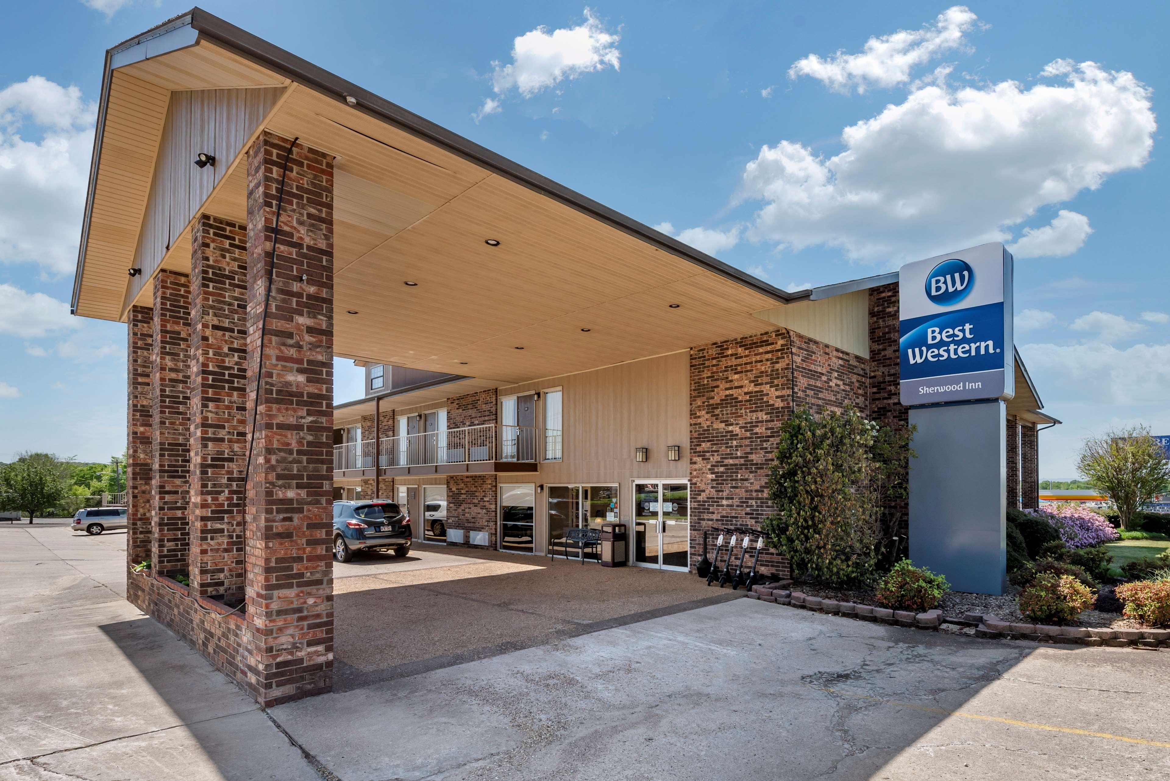 Best Western Sherwood Inn Clarksville Buitenkant foto