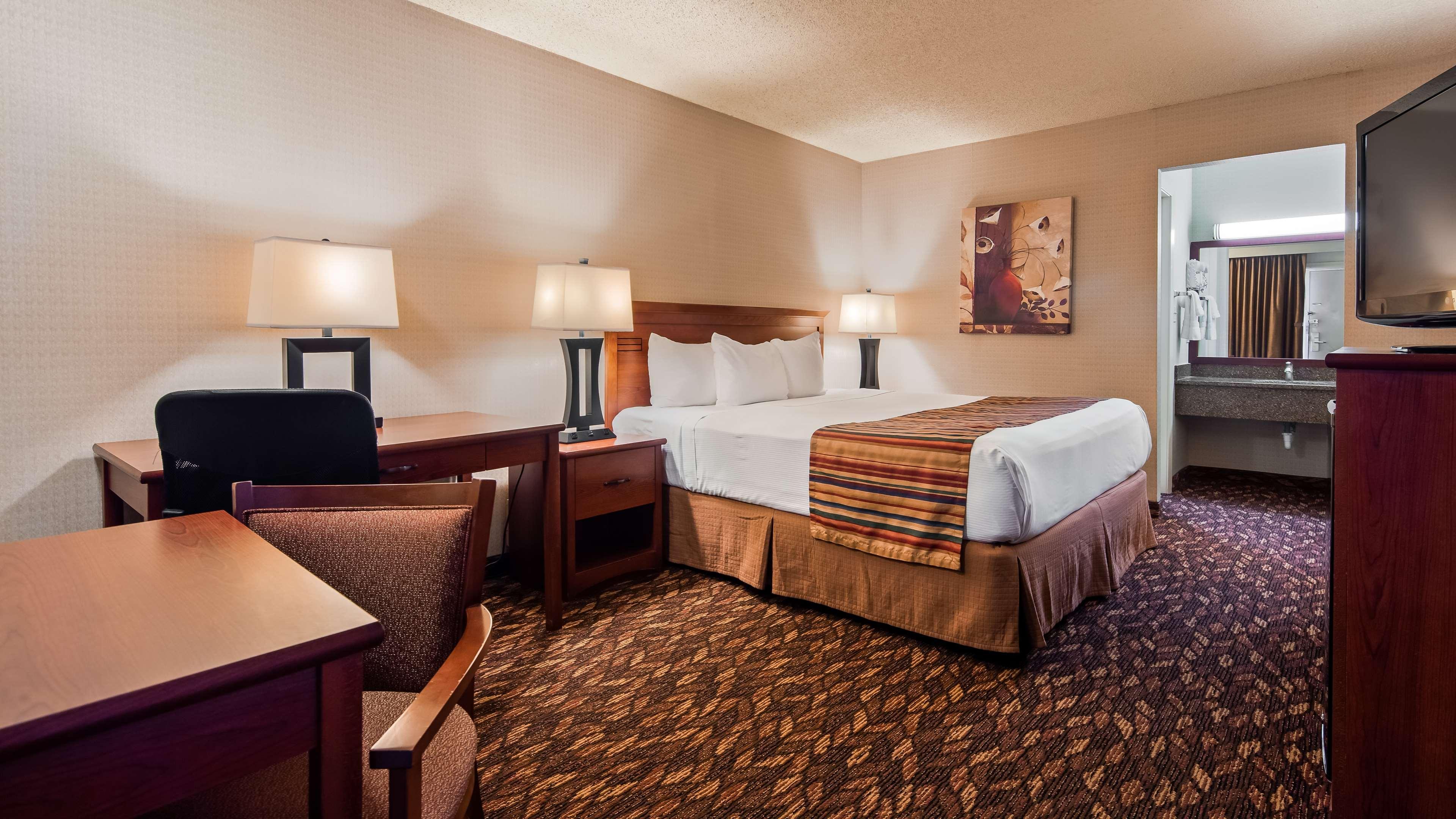 Best Western Sherwood Inn Clarksville Buitenkant foto